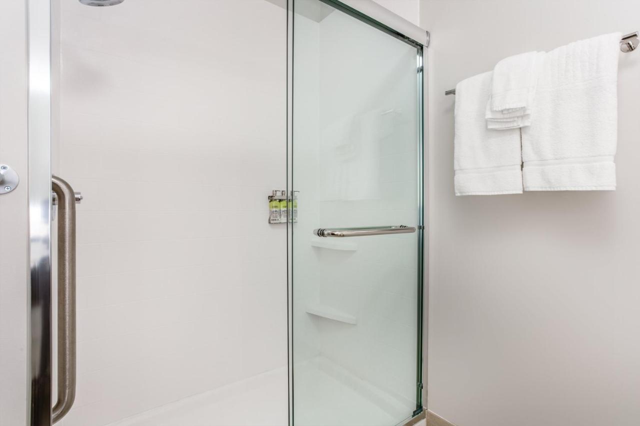 Holiday Inn Express & Suites - Ottawa By Ihg Eksteriør bilde